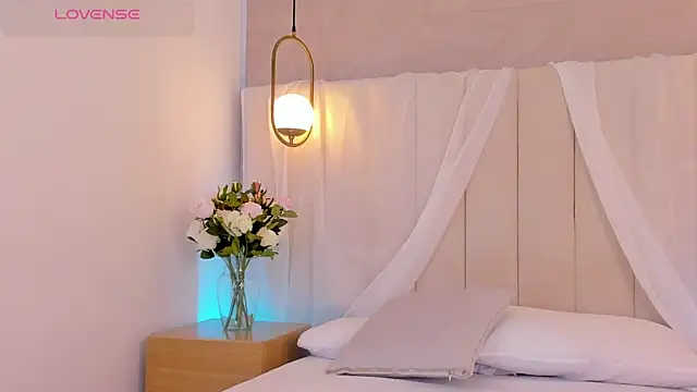 kosmic Angel online show from February 2026 12:50:02 PM