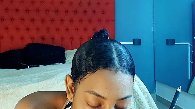 flavia cruz online show from January 2026 07:17:01 PM