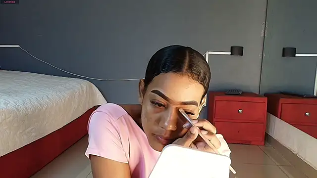 flavia cruz online show from December 2025 07:02:01 PM