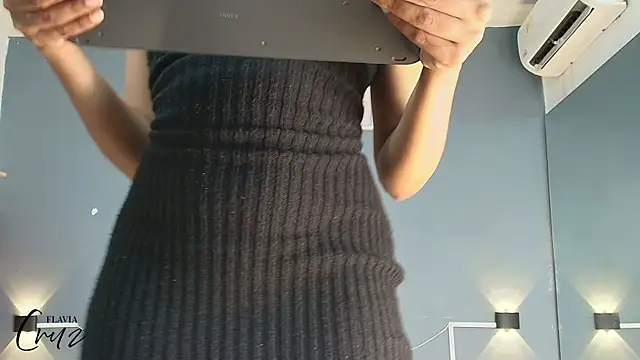 flavia cruz online show from November 2025 08:12:01 PM