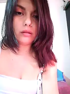 Snapshot of mia__katt chatting on January 2025 09:10:01 PM mia katt online show from January 2025 09:10:01 PM