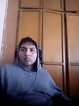 LoganFinds online show from November 2025 03:01:01 PM