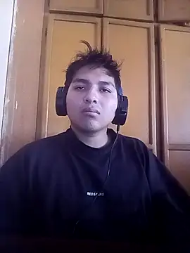 LoganFinds online show from December 2025 03:00:02 PM