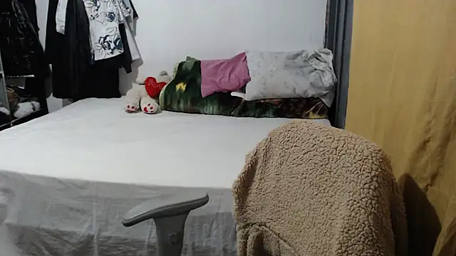 rainhavenus2024 online show from September 2025 03:40:01 PM