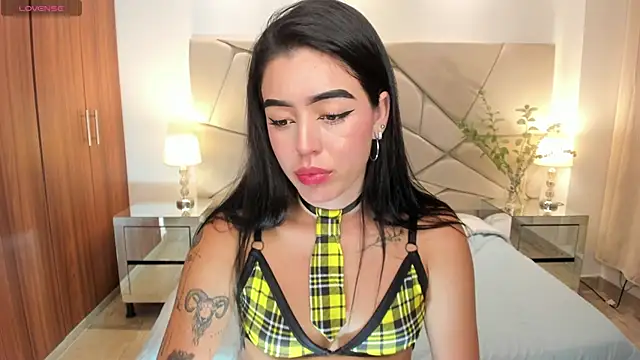 Snapshot of zoee_jackson chatting on February 2025 09:53:02 PM zoee jackson online show from February 2025 09:53:02 PM