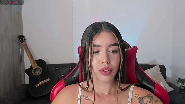 Snapshot of zoee_jackson chatting on September 2025 11:27:02 PM zoee jackson online show from September 2025 11:27:02 PM