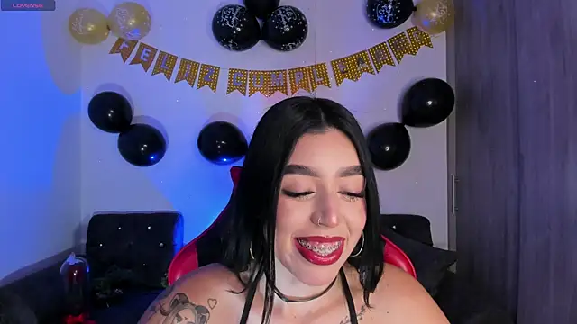 zoee jackson online show from April 2026 05:30:01 AM