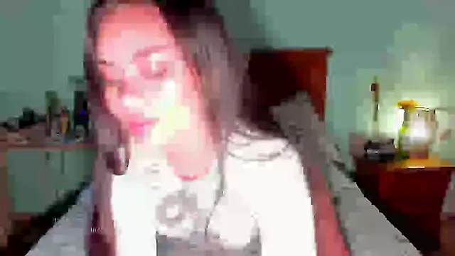 Snapshot of Luisa0110 chatting on March 2025 07:17:01 PM Luisa0110 online show from March 2025 07:17:01 PM