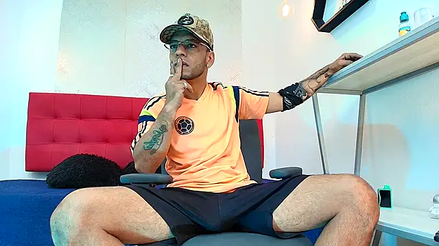 Andrey u92 online show from October 2025 09:07:02 PM