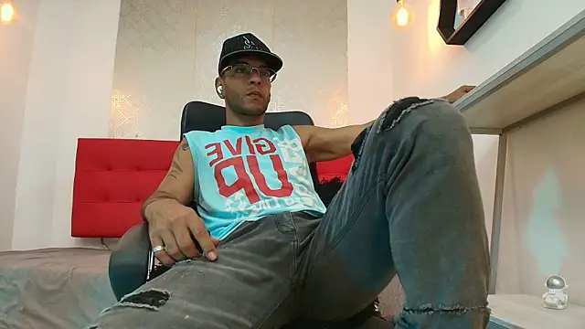 Andrey u92 online show from September 2025 07:29:02 PM