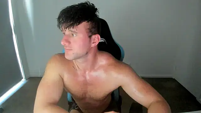 Snapshot of _DownUnderFit_ chatting on October 2025 02:23:01 AM DownUnderFit online show from October 2025 02:23:01 AM