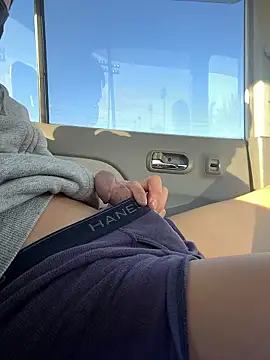 takuyapp online show from November 2025 10:54:01 PM