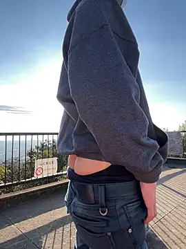 takuyapp online show from February 2025 10:44:02 PM