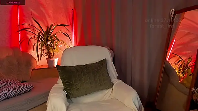  Forest Lina  online show from October 2025 12:06:02 PM