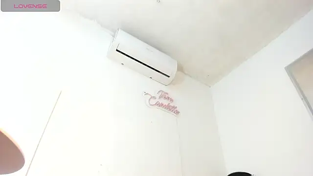 vera candella online show from September 2025 12:00:01 PM