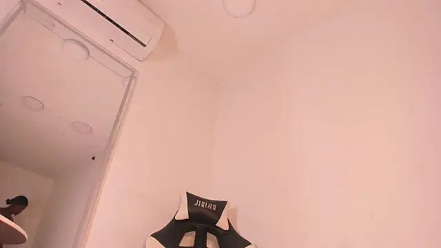 vera candella online show from February 2026 12:25:02 PM