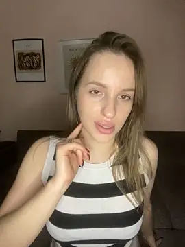 EdnaBradley online show from November 2025 05:50:01 PM