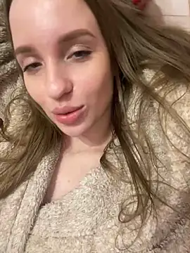 Snapshot of EdnaBradley chatting on January 2025 07:04:02 PM EdnaBradley online show from January 2025 07:04:02 PM