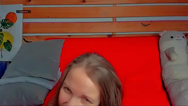 Nora Adamss online show from November 2025 01:09:02 AM