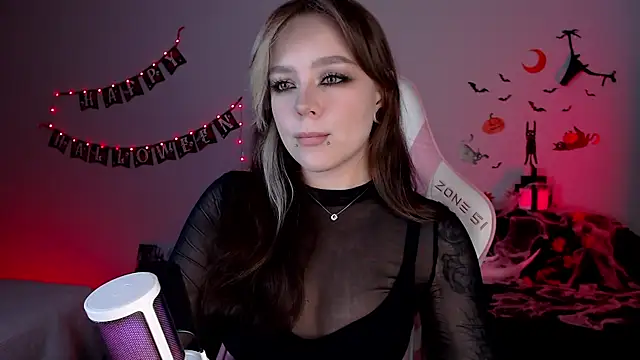 meowceline online show from October 2025 05:14:02 PM