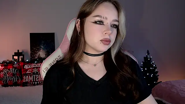 meowceline online show from November 2025 10:15:02 AM