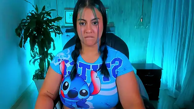 Xisu  online show from February 2025 06:58:02 AM