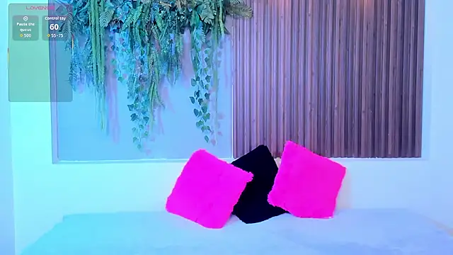 AmyBarton02 online show from September 2025 03:28:02 PM