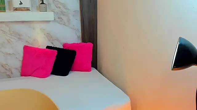 AmyBarton02 online show from January 2026 07:40:01 PM