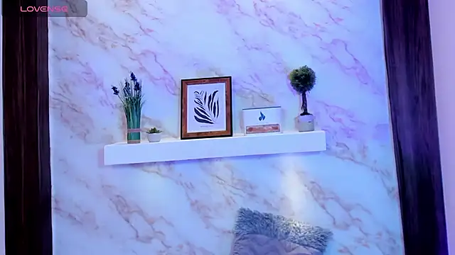 AmyBarton02 online show from November 2025 05:38:01 PM