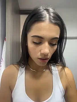 Nicole stonee online show from March 2026 08:32:02 PM