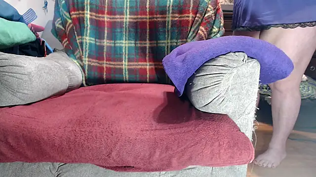 ladyscarlotta online show from December 2025 06:20:02 PM