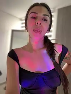 AmmyCollinsW online show from February 2025 09:18:02 PM