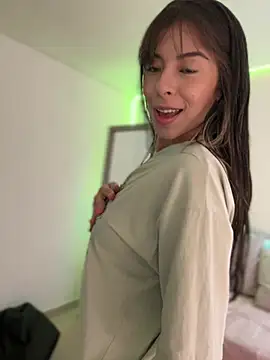 AmmyCollinsW online show from February 2026 08:27:01 PM