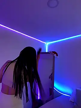 AmmyCollinsW online show from December 2025 08:52:01 PM