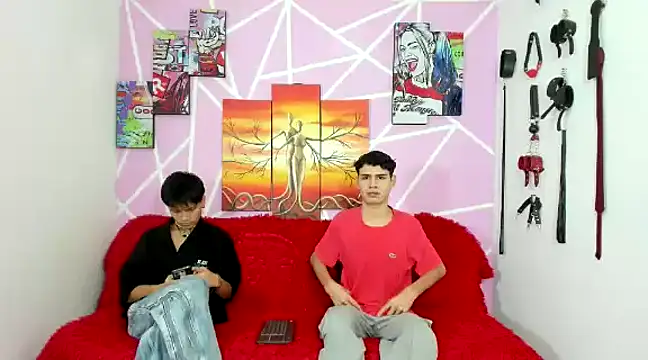 Snapshot of Fresahot2005 chatting on December 2024 08:05:02 PM Fresahot2005 online show from December 2024 08:05:02 PM