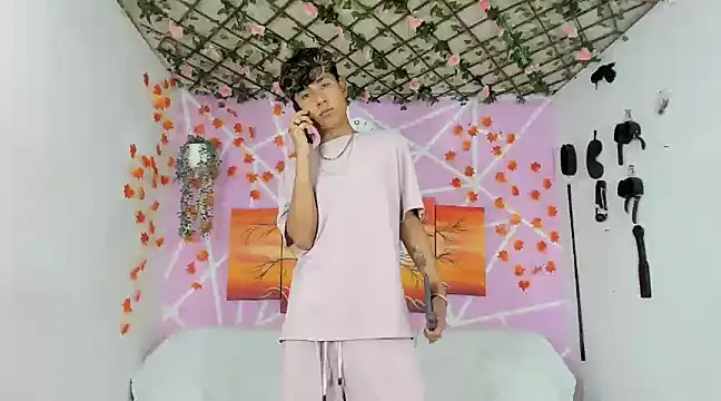 Snapshot of Fresahot2005 chatting on March 2025 12:00:01 AM Fresahot2005 online show from March 2025 12:00:01 AM