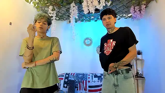 Snapshot of Fresahot2005 chatting on November 2025 02:31:02 PM Fresahot2005 online show from November 2025 02:31:02 PM