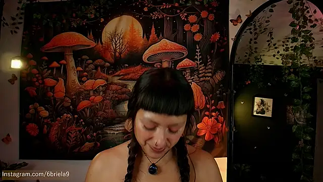 6Briela9  online show from March 2026 01:04:01 PM