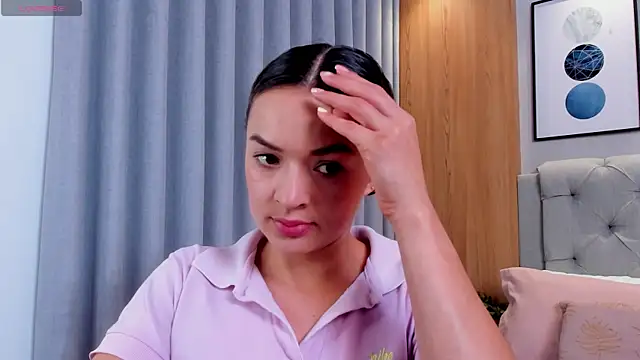 lennabell online show from April 2026 05:52:01 PM