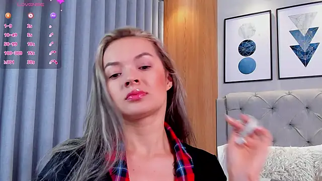 lennabell online show from December 2025 11:20:02 AM