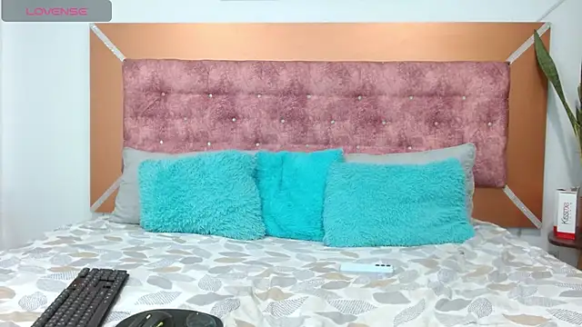 Snapshot of sexgalatic_69 chatting on December 2024 11:13:01 AM sexgalatic 69 online show from December 2024 11:13:01 AM