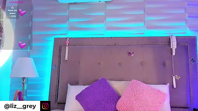 Liz grey  online show from March 2025 08:40:02 AM