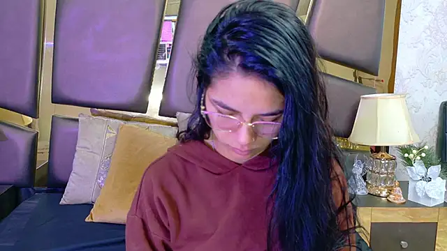 NicoleEsposito online show from February 2026 12:40:02 PM