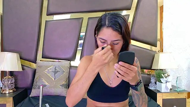 NicoleEsposito online show from January 2026 12:42:01 PM