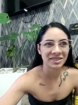 NicoleEsposito online show from February 2026 12:38:01 PM