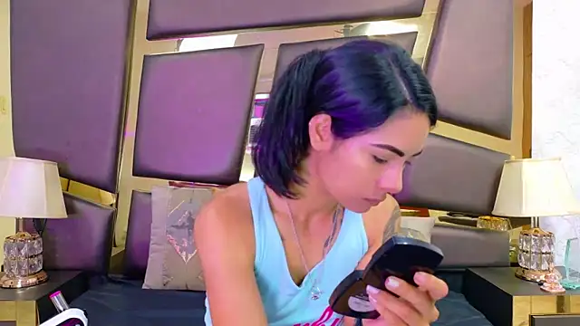 NicoleEsposito online show from February 2026 12:59:02 PM