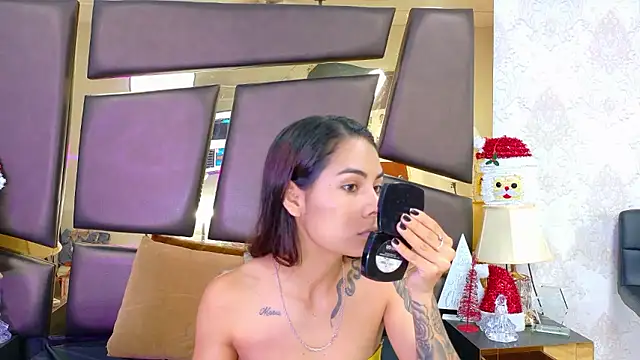 NicoleEsposito online show from January 2026 11:30:02 PM