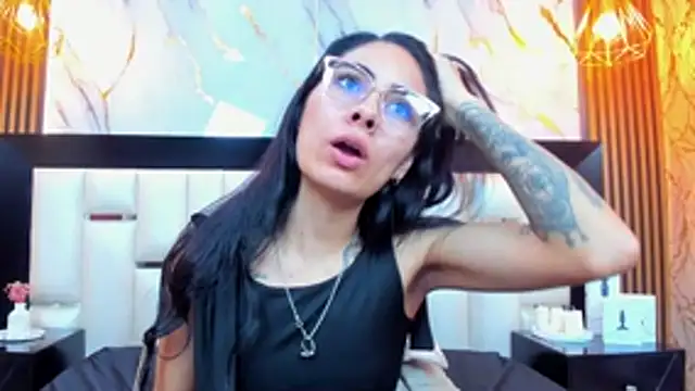 NicoleEsposito online show from February 2026 01:06:02 AM