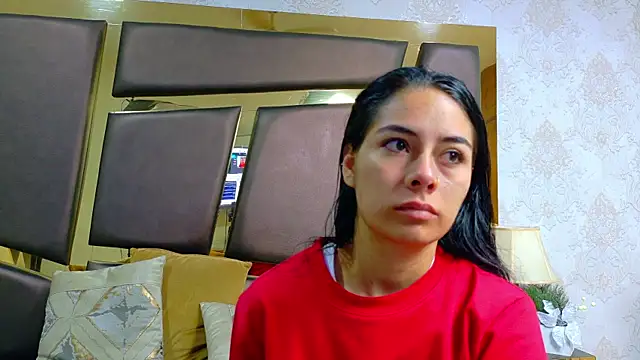 NicoleEsposito online show from April 2026 12:32:02 PM