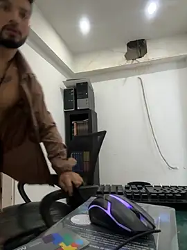 Snapshot of _tony8 chatting on November 2025 04:11:02 PM tony8 online show from November 2025 04:11:02 PM